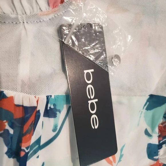 NWT Bebe Printed Smocked Tiered Mini Dress,Tropical Garden,Green/White/Orange. - Picture 5 of 11